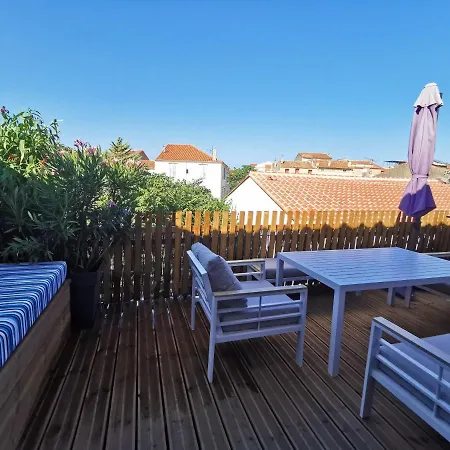 T3 Terrasse Classe 4 Etoiles Le Poulpe 200m Front De *
